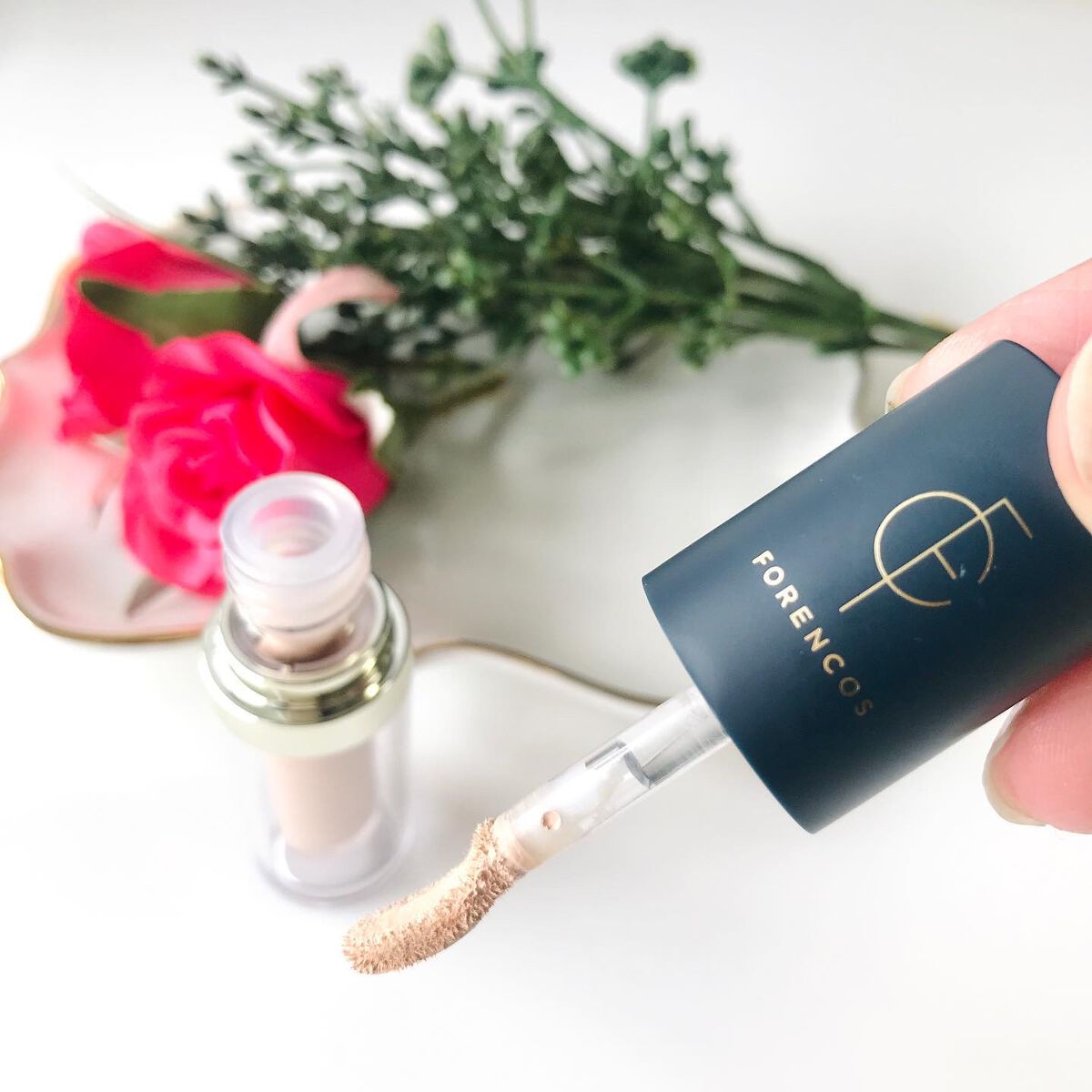 タトゥーウォータープルーフスカーコンシーラー/フォレンコス/リキッドコンシーラーを使ったクチコミ(2枚目)