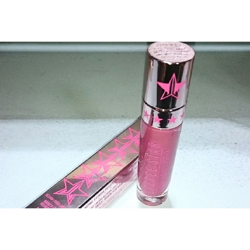 Velour liquid lip stick/Jeffree Star Cosmetics/口紅を使ったクチコミ(1枚目)