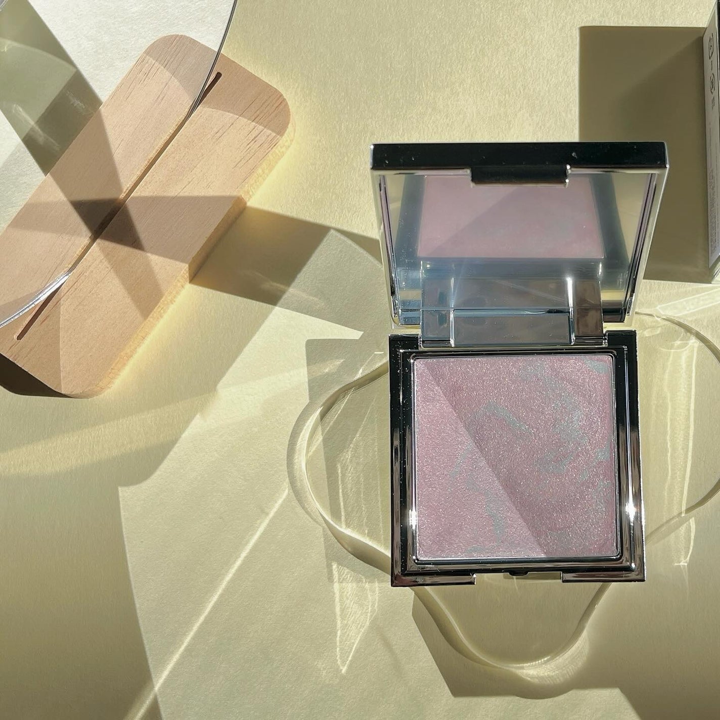 スキンルミナスハイライター/DEAR DAHLIA/パウダーハイライトを使ったクチコミ(6枚目)