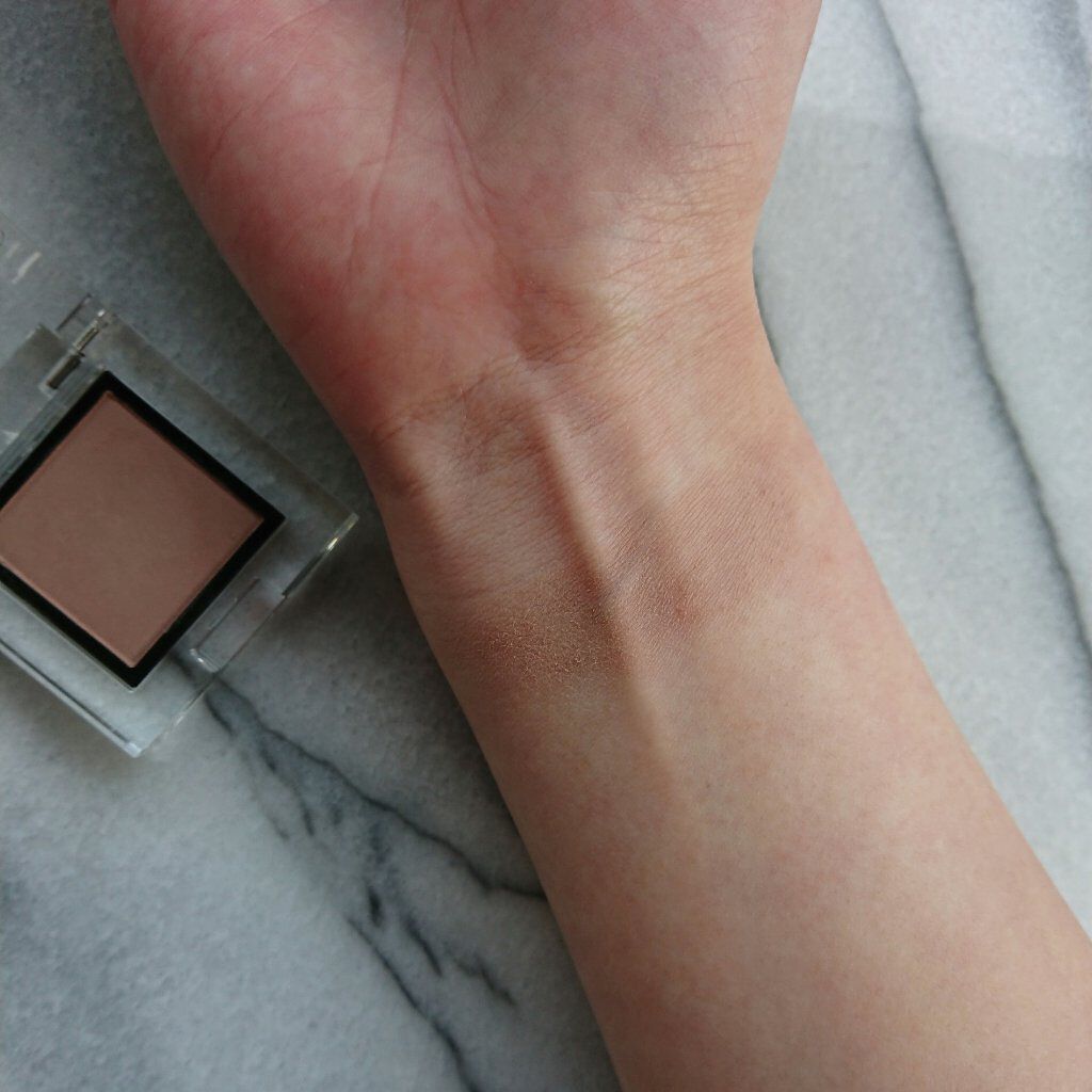 アディクション ザ アイシャドウ マット/ADDICTION/単色アイシャドウを使ったクチコミ(3枚目)