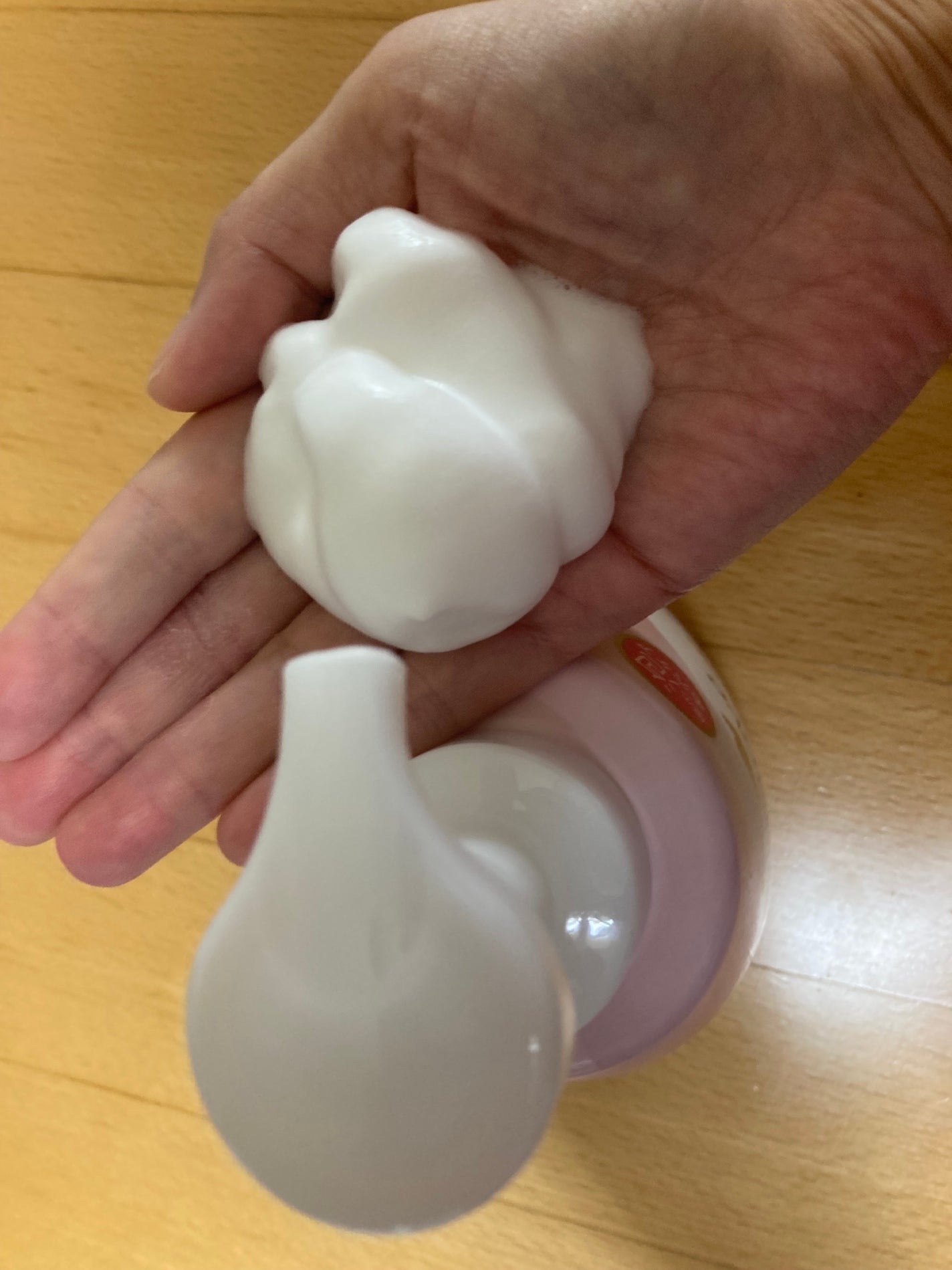 ビューティーモイスチャー 泡ボディウォッシュ つややか/ダヴ/ボディソープを使ったクチコミ(1枚目)