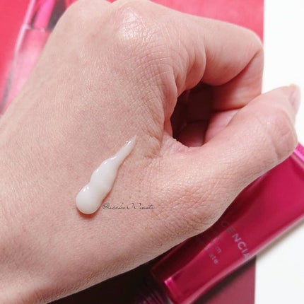 アヤナス アイクリーム コンセントレート/DECENCIA/アイケア・アイクリームを使ったクチコミ(4枚目)