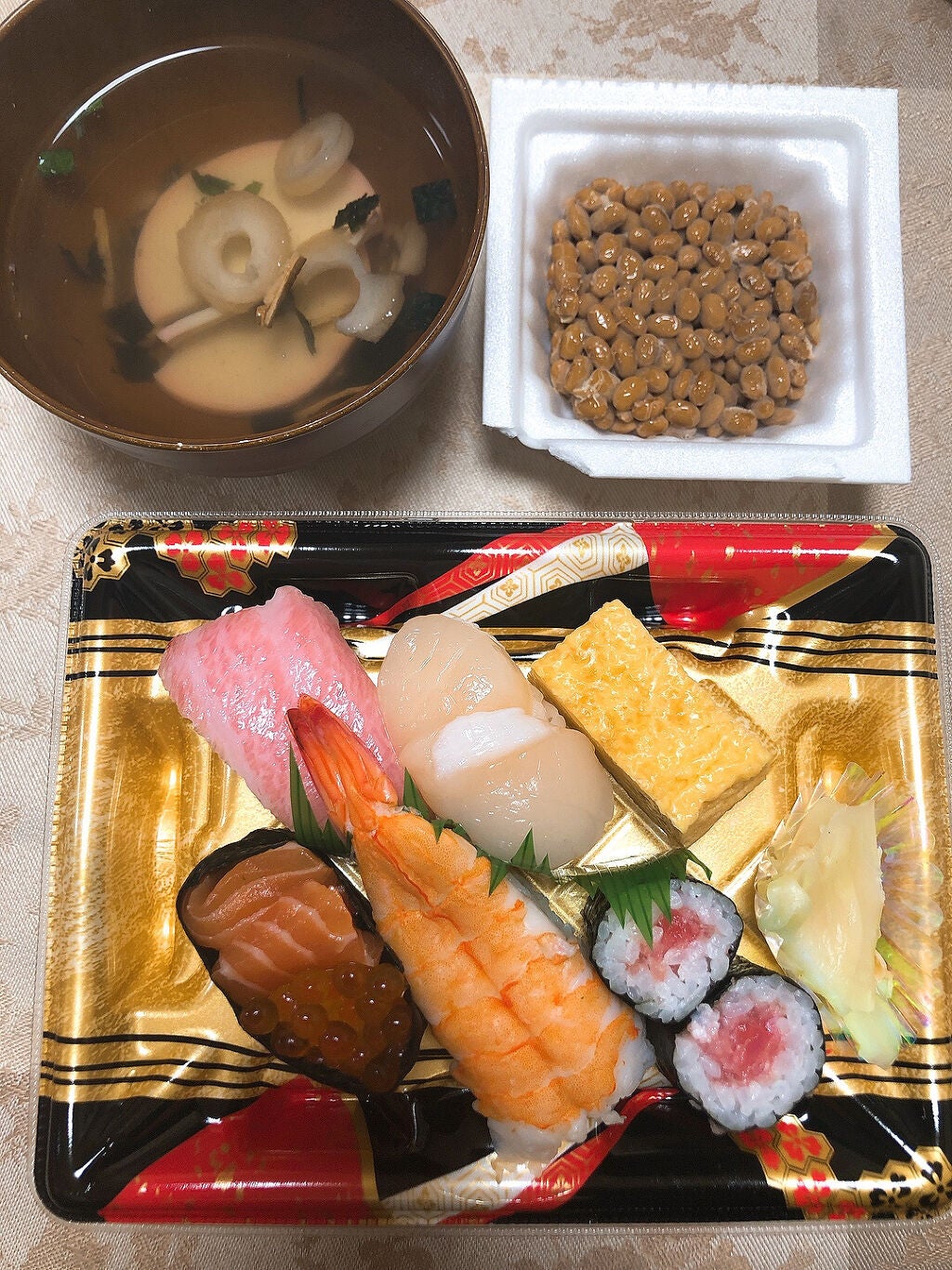 期限付きの恋 on LIPS 「ダイエットの基本皆さんはこの食事を見てダイエット飯だと思わない..」(1枚目)