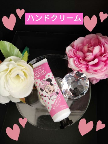 DAISO KCハンドクリームのクチコミ「DAISOさんのハンドクリーム😉

いつもありがとうございますm(_ _)m

可愛くて安くて.....」（1枚目）