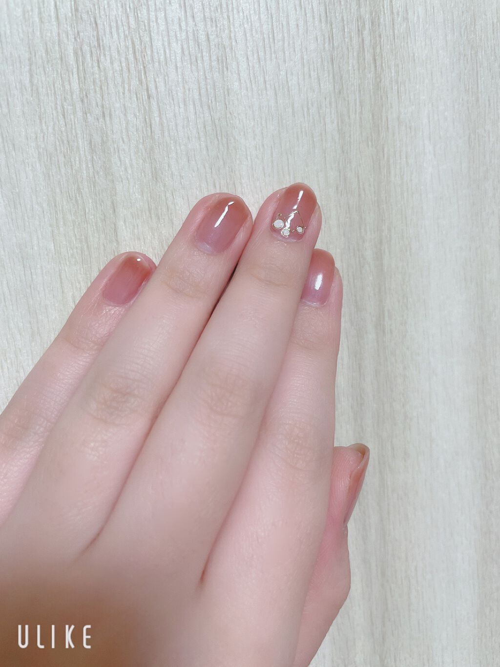 フレンドネイル(リニューアル品) /DAISO/マニキュアを使ったクチコミ(4枚目)