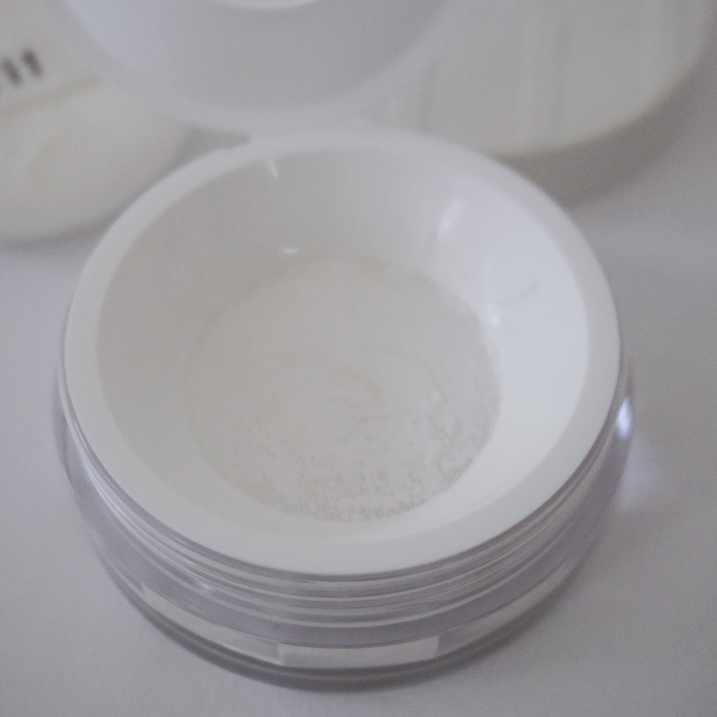 トランスルーセントセットフィニッシングパウダー/TFIT/ルースパウダーを使ったクチコミ(2枚目)