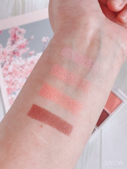 シルキースフレアイズ/キャンメイク/アイシャドウパレットを使ったクチコミ(2枚目)