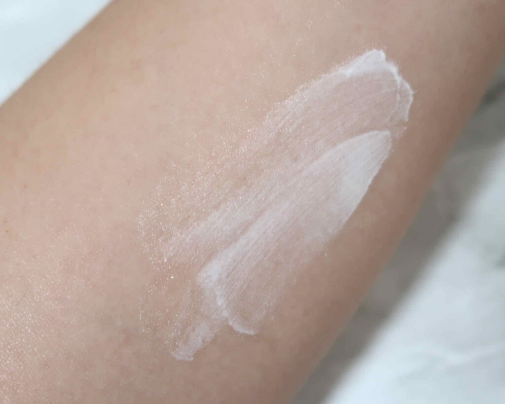 レイオブブライト ラディアンス モイスチュアライザー/Awake/化粧下地を使ったクチコミ（3枚目）