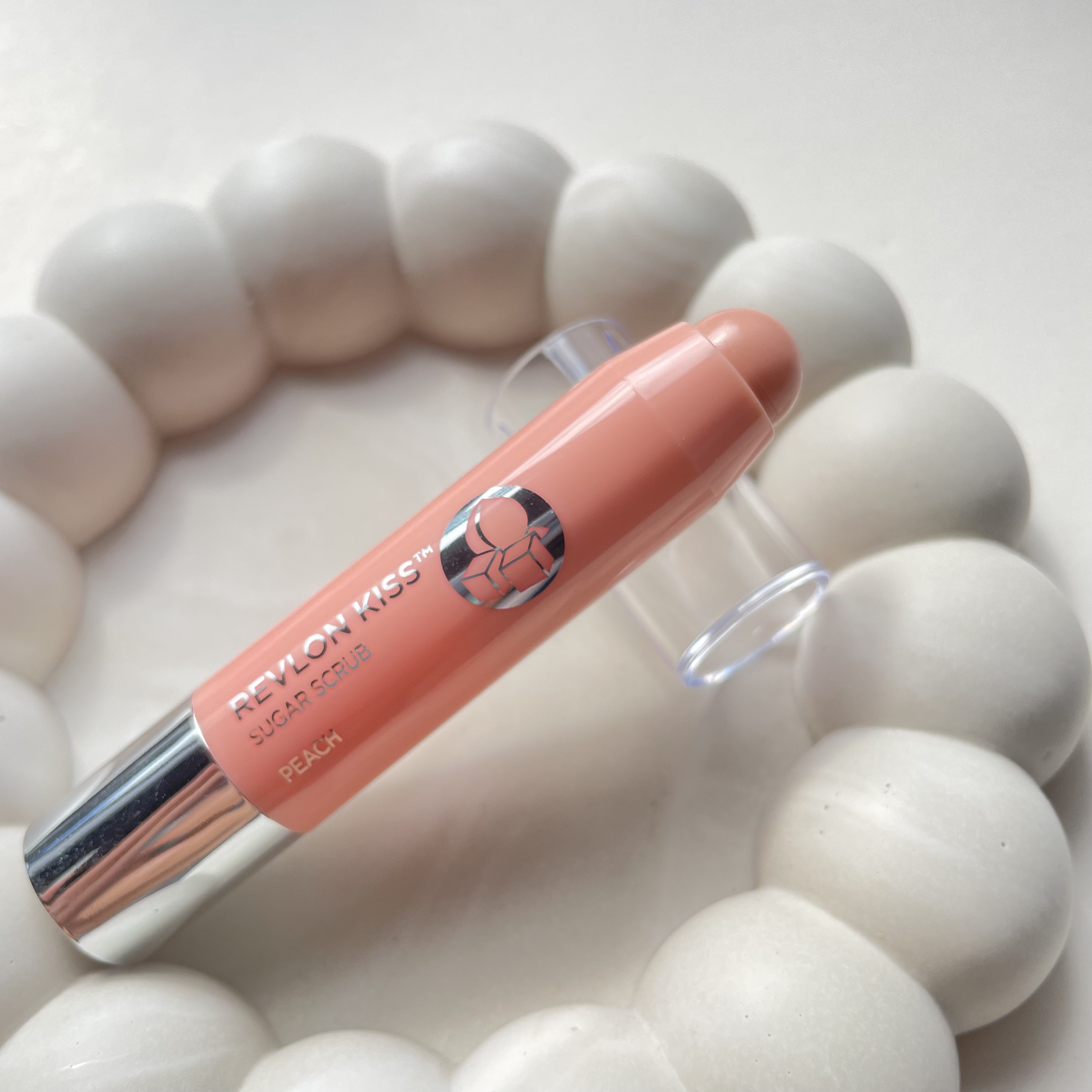 レブロン キス シュガー スクラブ 116 ピーチ/REVLON/リップスクラブを使ったクチコミ（2枚目）