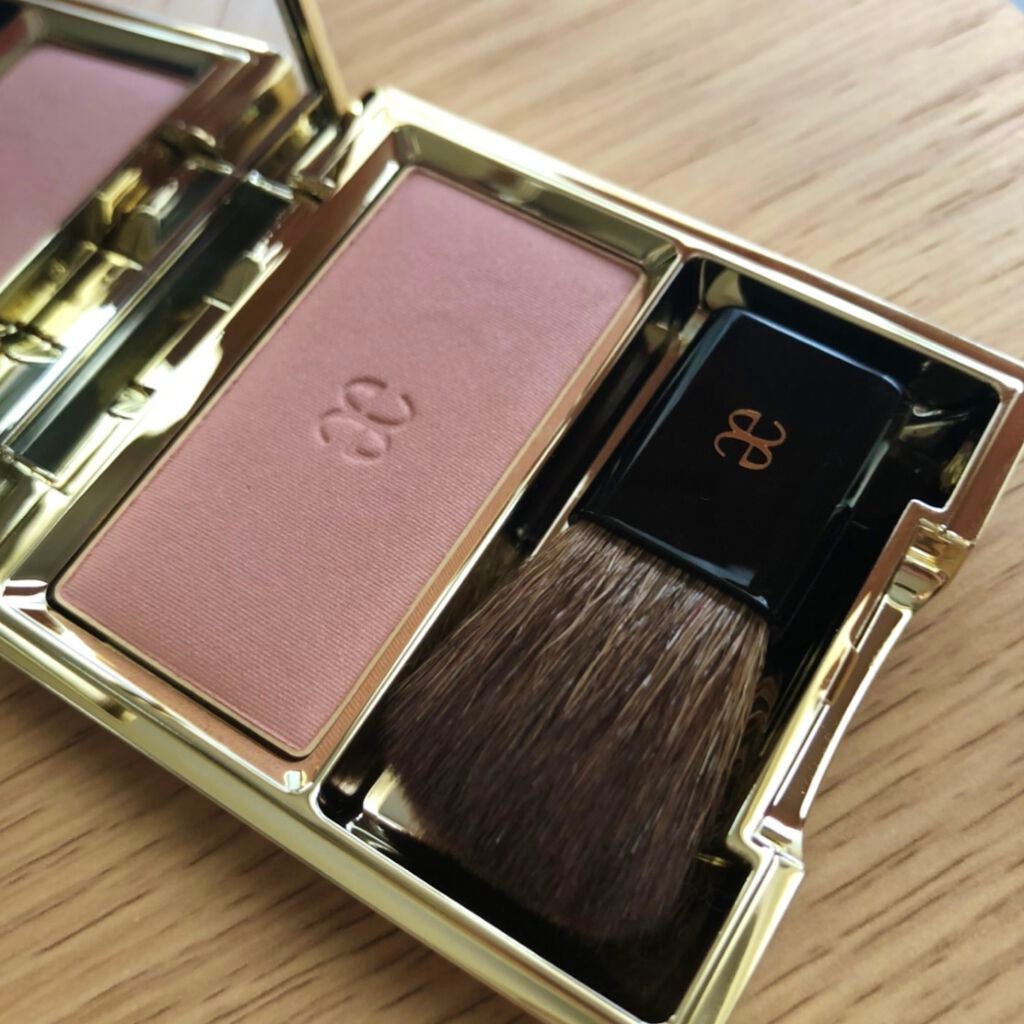 エモーショナル フェイス/Elégance/パウダーチークを使ったクチコミ(1枚目)