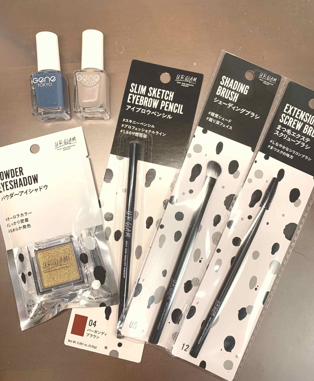 UR GLAM　POWDER EYESHADOW/U R GLAM/単色アイシャドウを使ったクチコミ（1枚目）