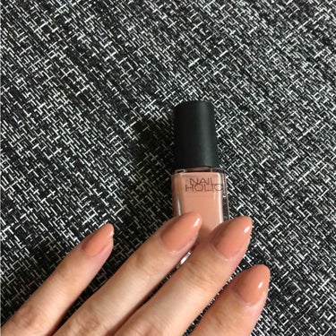 💅オフィスネイル💅
やっぱネイルホリック最高…😍😍

肌馴染みがとってもいいネイルみつけました！

色白さんに似合いそうな！
万人ウケする！

ピンクベージュ❤️
 
💁‍♀️ネイルホリック  BE81