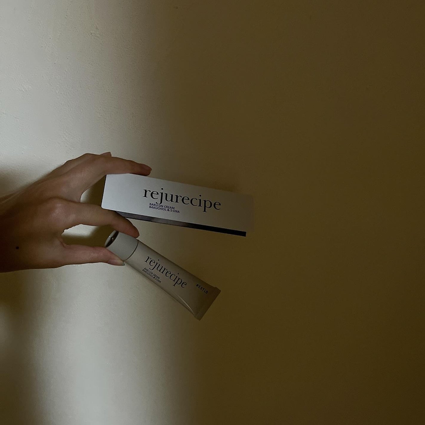 Haruka on LIPS 「みずみずしいクリームを夏に向けてゲット!Baku:DNCrea..」(2枚目)