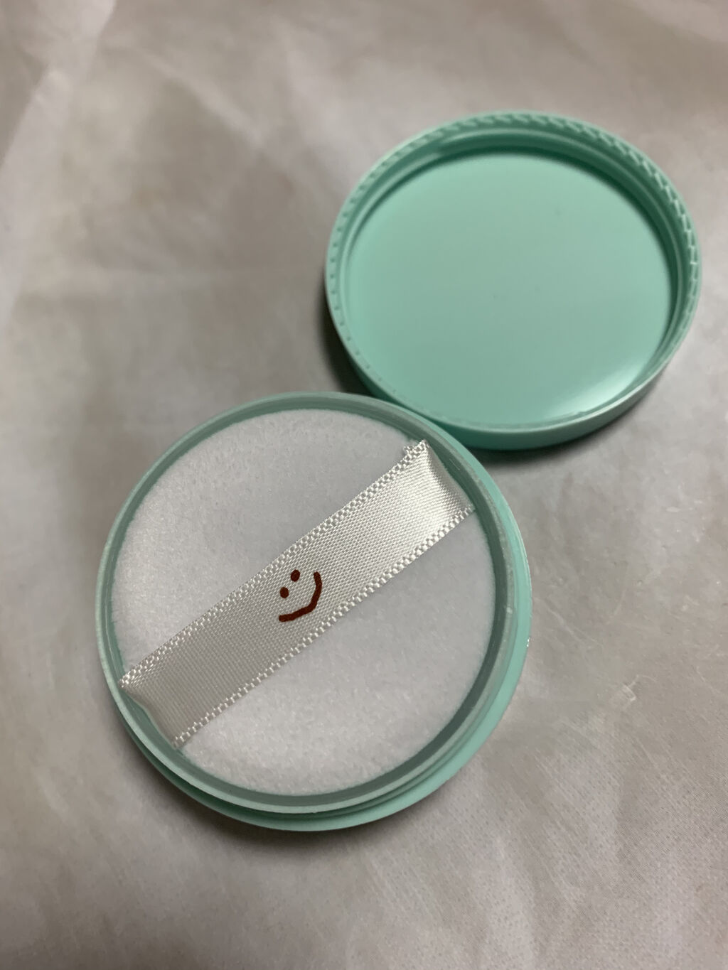 ノーセバム ミネラルパウダー LTD21/innisfree/ルースパウダーを使ったクチコミ（2枚目）