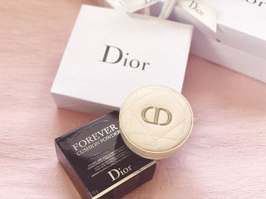 ディオールスキン フォーエヴァー クッション パウダー/Dior/ルースパウダーを使ったクチコミ（3枚目）