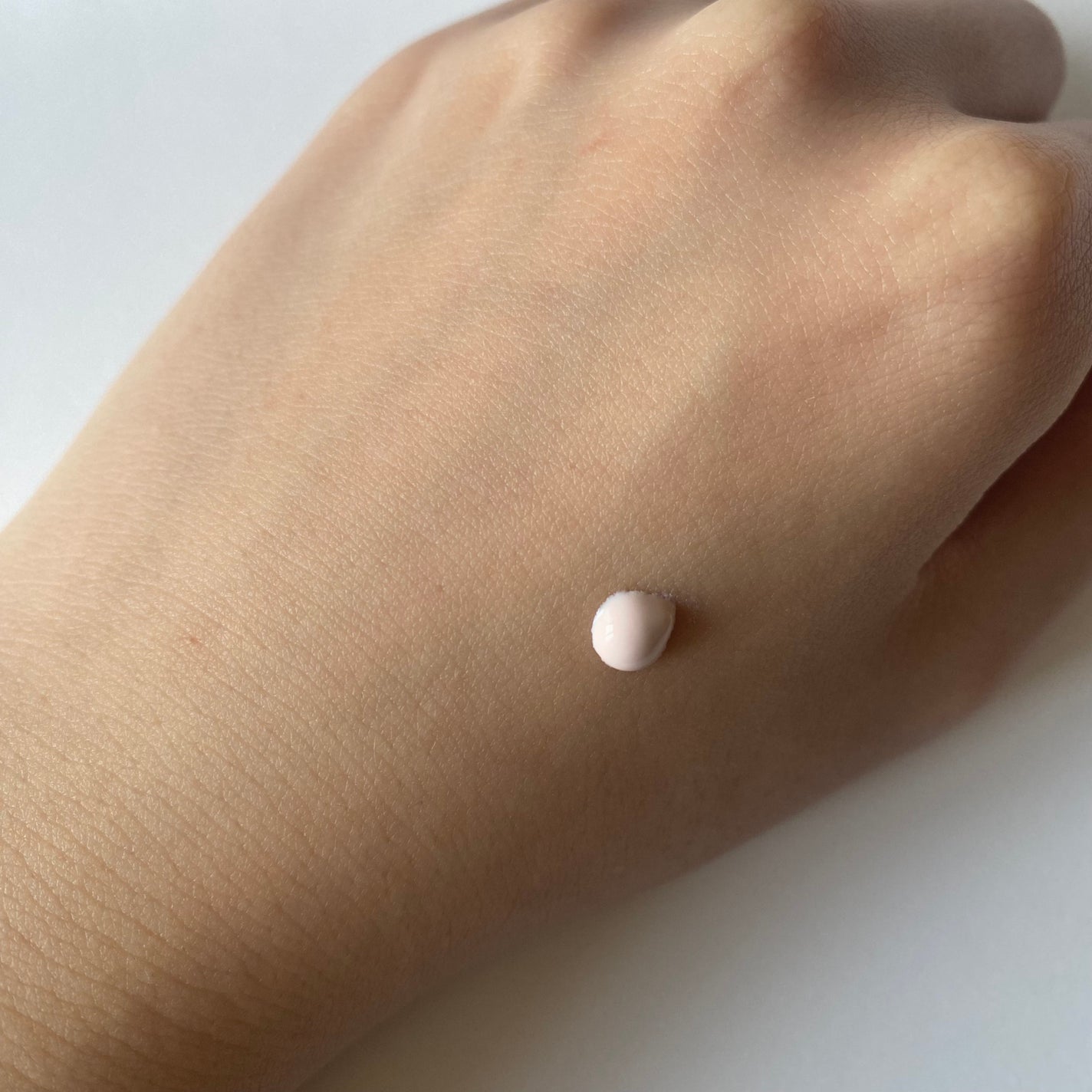 UVイデア XL プロテクショントーンアップ ローズ+/ラ ロッシュ ポゼ/日焼け止め・UVケアを使ったクチコミ(2枚目)