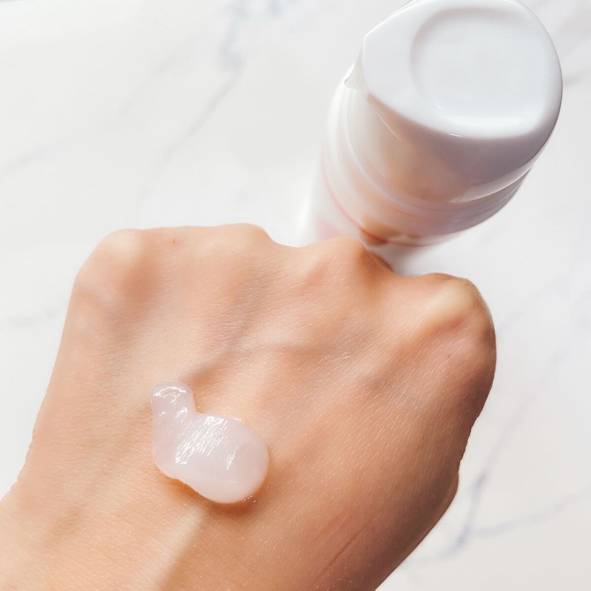 サンホワイトシルキー Y-1/サンホワイト/ボディクリームを使ったクチコミ(2枚目)