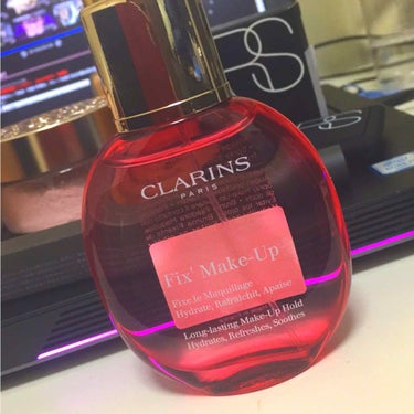 フィックス メイクアップ/CLARINS/ミスト状化粧水を使ったクチコミ（1枚目）