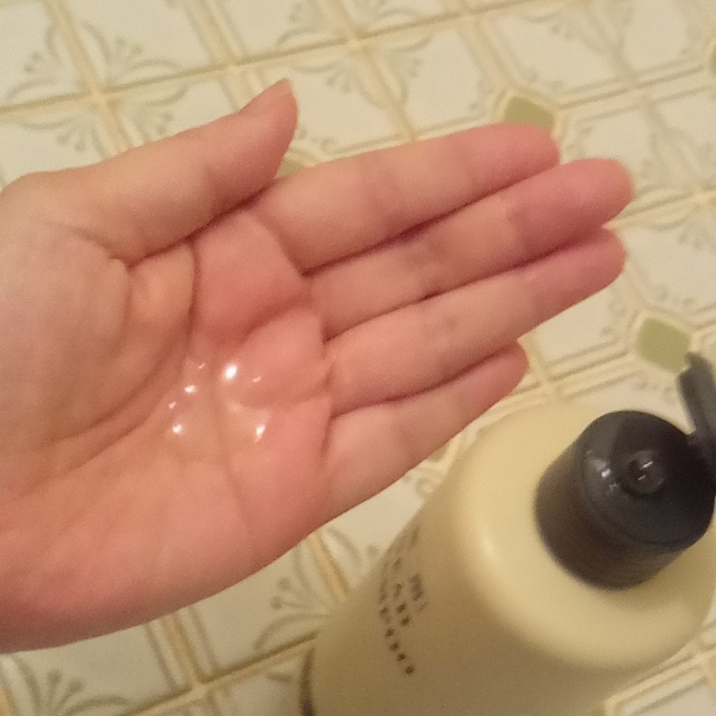 試してみた】DHC 薬用ヘッドシャンプーの効果・髪質別の口コミ 試してみた】DHC 薬用ヘッドシャンプーの効果・髪質別の口コミ