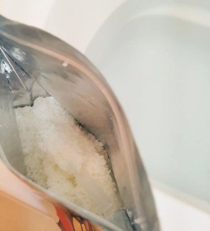 汗かきエステ気分 白の誘惑/マックス/無機塩系入浴剤を使ったクチコミ(2枚目)