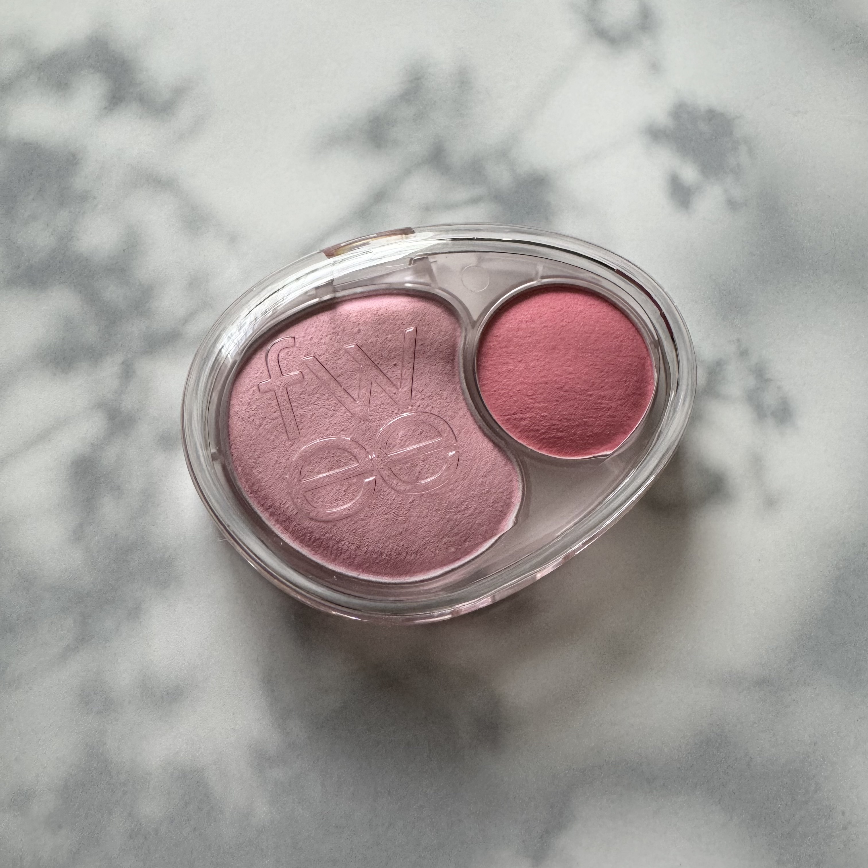 デュアルチークメロウ/fwee/ジェル・クリームチークを使ったクチコミ（2枚目）