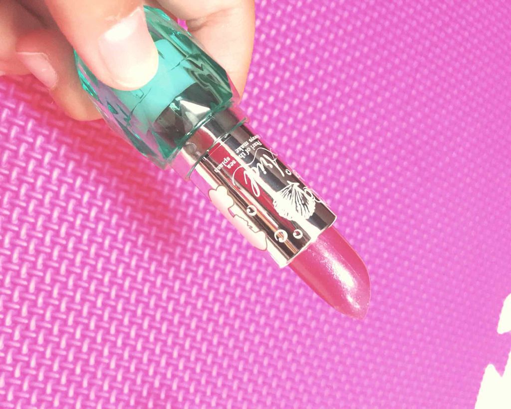 リップスティック  ストーリーコレクション/ディズニーストア/口紅を使ったクチコミ（2枚目）