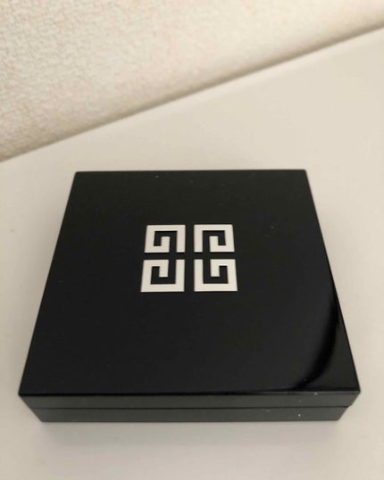 プリズム・アイズ・カルテット/GIVENCHY/アイシャドウパレットを使ったクチコミ(3枚目)