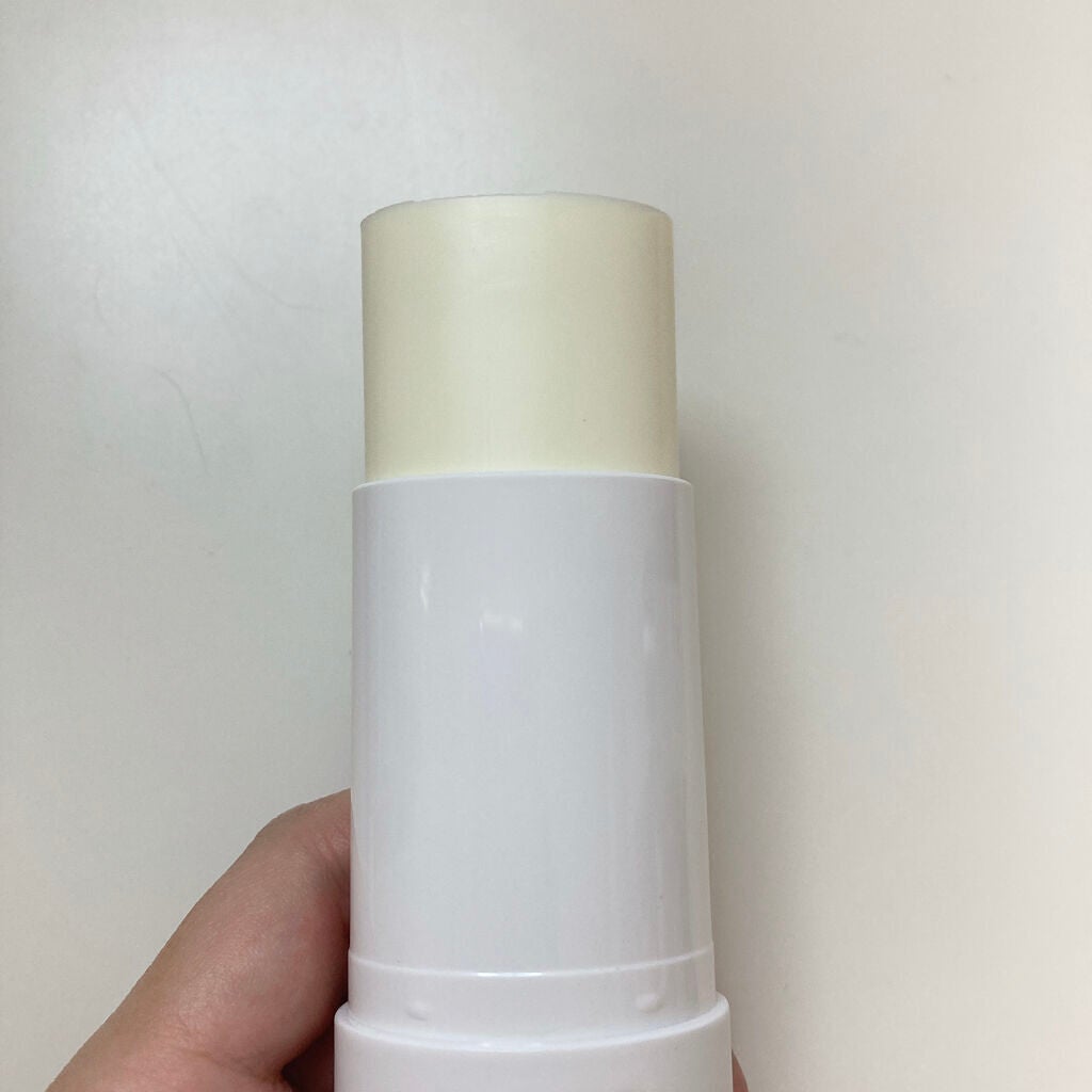 岩菊サラサラ サンスティック/HANYUL(ハンユル)/日焼け止めスティックを使ったクチコミ(3枚目)