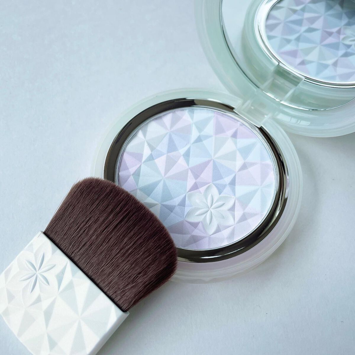 AQ オーラ リフレクター/DECORTÉ/プレストパウダーを使ったクチコミ(2枚目)