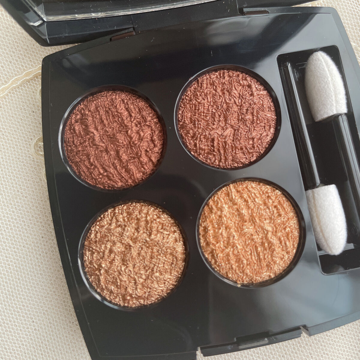 レ キャトル オンブル ツイード/CHANEL/アイシャドウパレットを使ったクチコミ（3枚目）