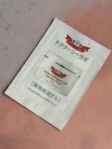 ドクターシーラボ 薬用アクアコラーゲンゲルスーパーモイスチャーのクチコミ「◎高保湿で乾燥肌向け
◎手に吸い付くもちもち肌に

✖️もったりとした使用感で伸びがイマイチ
.....」（1枚目）