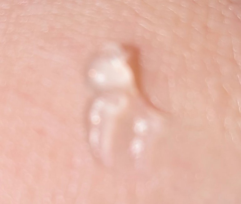 毛穴レスコンシーラー/CEZANNE/クリームコンシーラーを使ったクチコミ（2枚目）