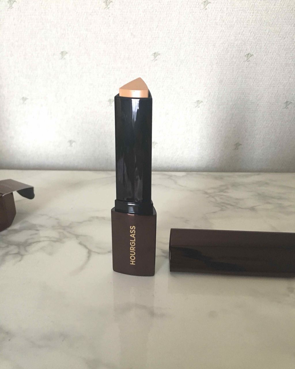 Hourglass Vanish Seamless Finish Foundation Stick/HOURGLASS/その他ファンデーションを使ったクチコミ(1枚目)