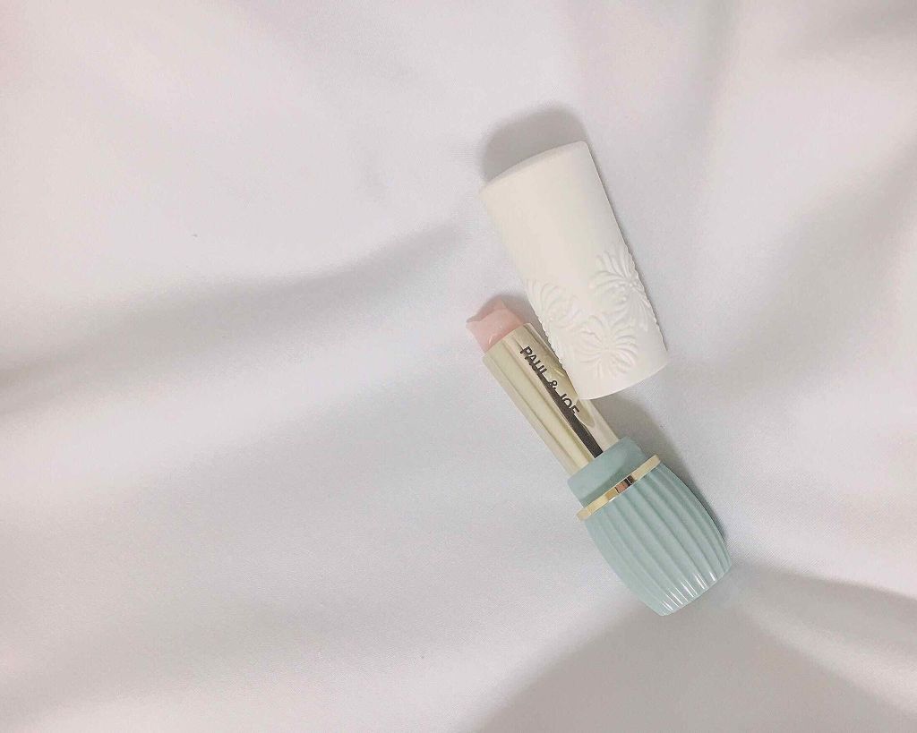 リップスティック トリートメント/PAUL & JOE BEAUTE/リップケアを使ったクチコミ（3枚目）