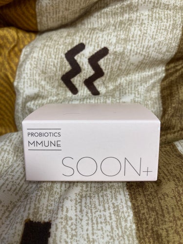 SOON＋PROBIOTICS MMUNE POWDER

皮脂と汗を吸着する皮脂コントロールパウダー➕毛穴をカバーするパウダーの2種類を配合で、さらっとした肌をキープしてくれる #鉄壁パウダー ❣️
