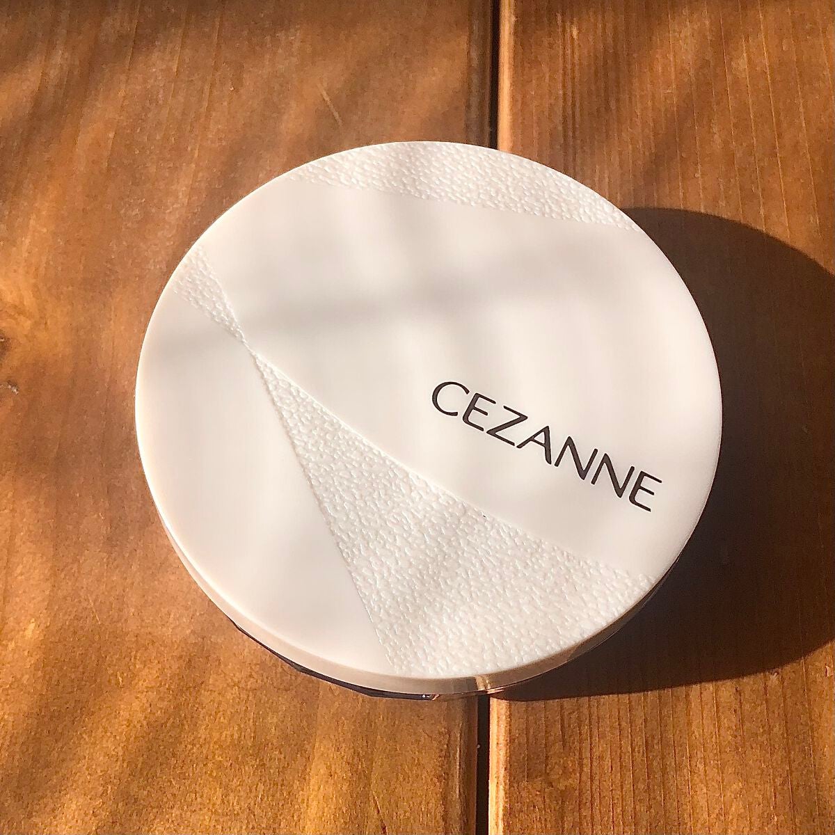 毛穴レスパウダー/CEZANNE/プレストパウダーを使ったクチコミ(1枚目)