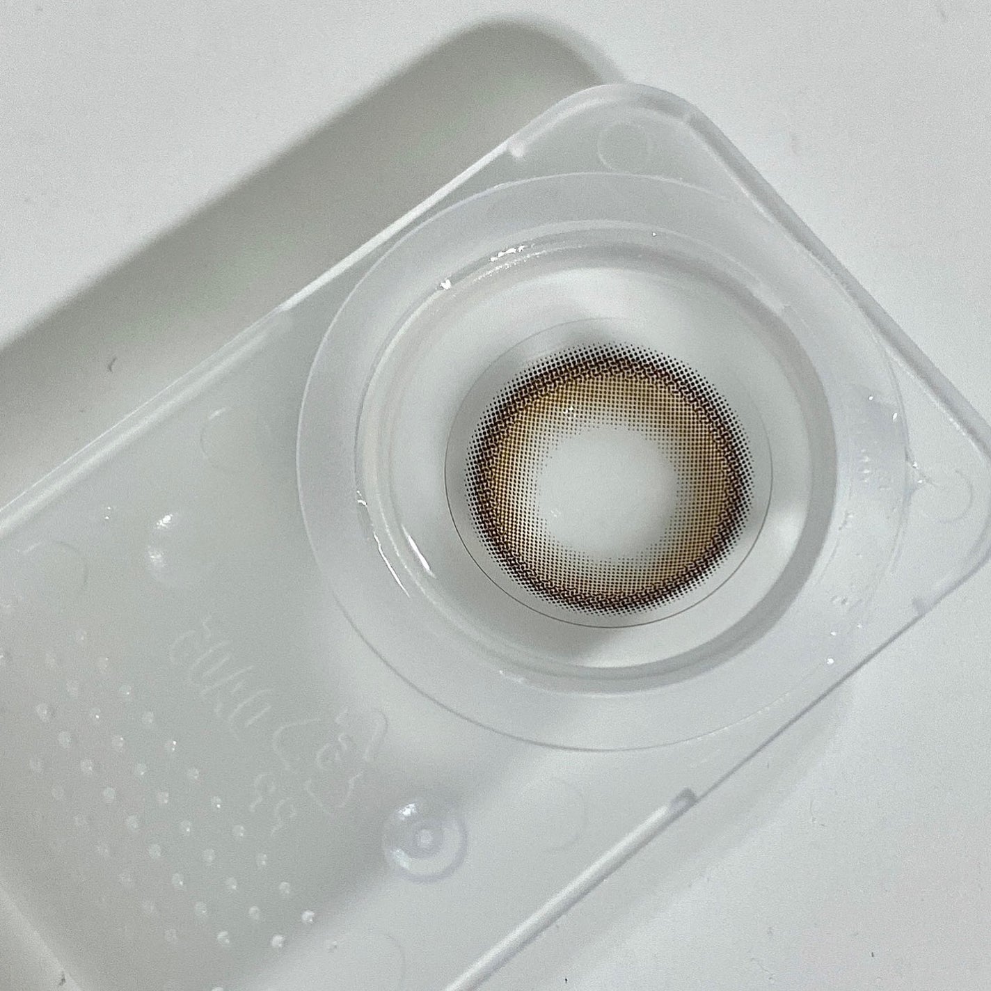 びゃっこまる on LIPS 「まいやんイメモカラコン『フェリアモ』の新色2色がめーーーっちゃ..」(8枚目)