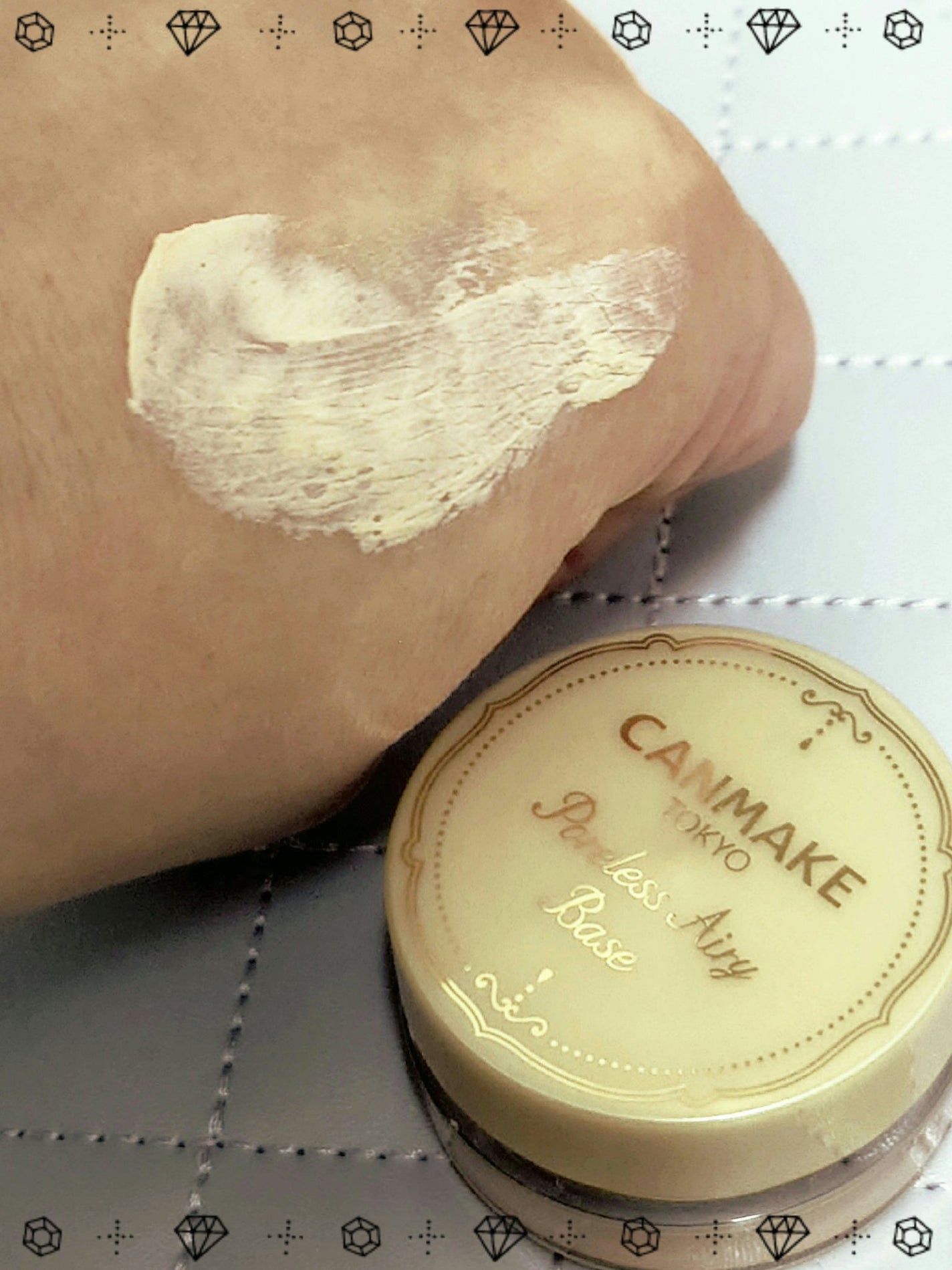 ポアレスエアリーベース/キャンメイク/化粧下地を使ったクチコミ(3枚目)