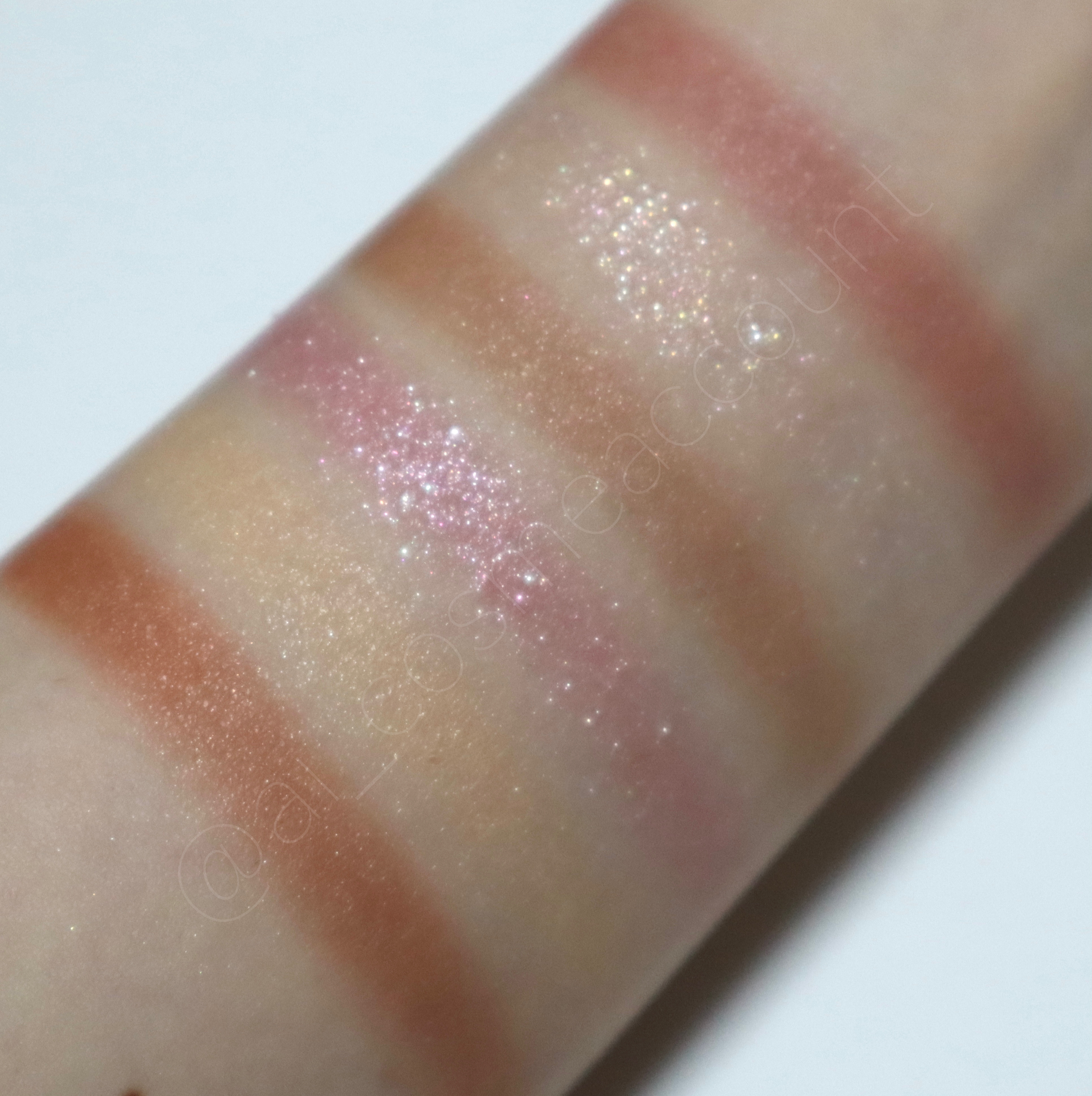 オーラクリエイション 107 フィグ＆スキンモーヴ(限定カラー)/BLEND BERRY/アイシャドウパレットを使ったクチコミ（2枚目）