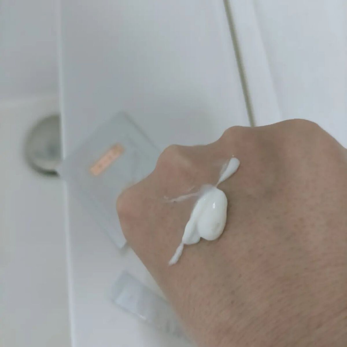 リュクス リブルームナイトクリーム/BENEFIQUE/フェイスクリームを使ったクチコミ（3枚目）