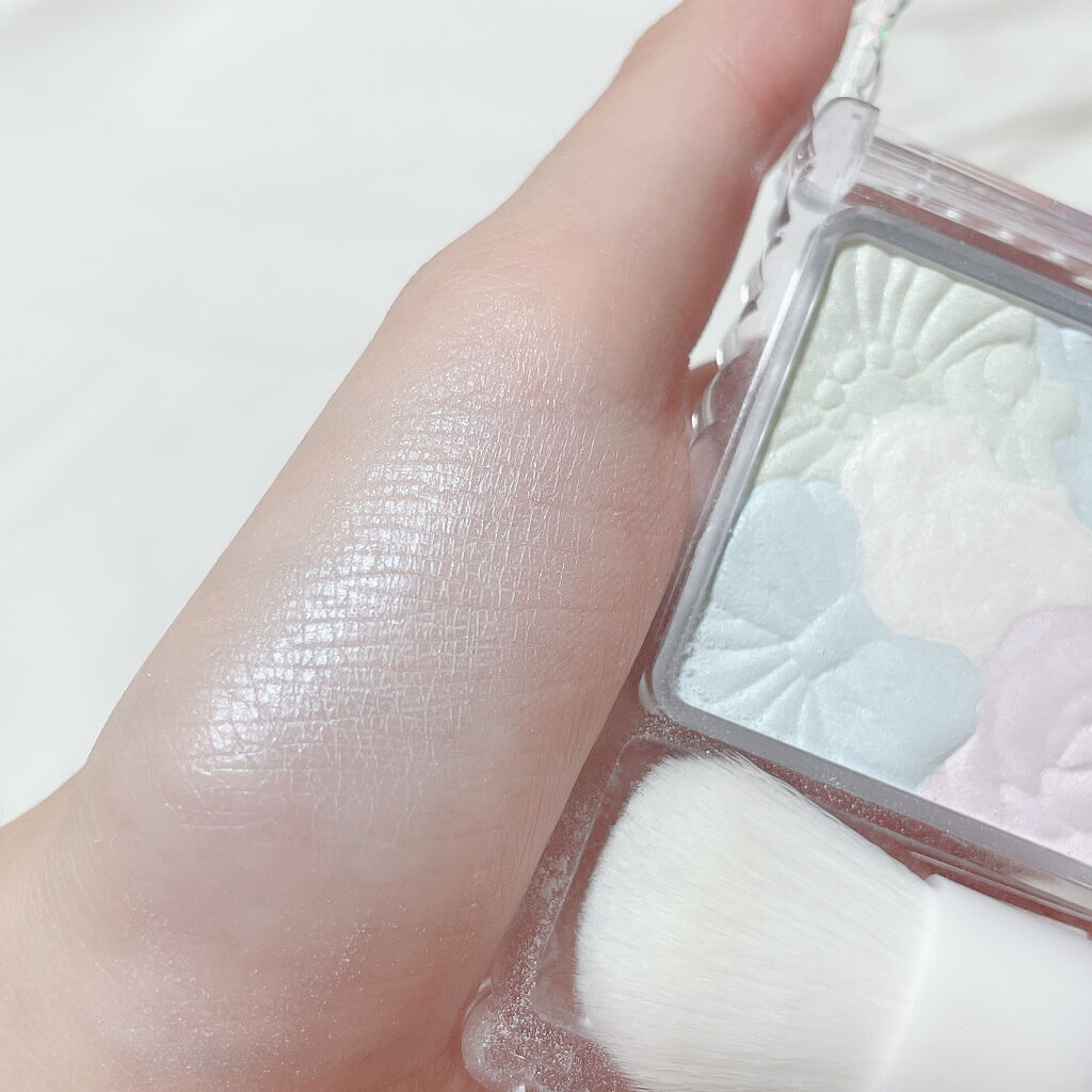 グロウフルールハイライター/キャンメイク/パウダーハイライトを使ったクチコミ（2枚目）