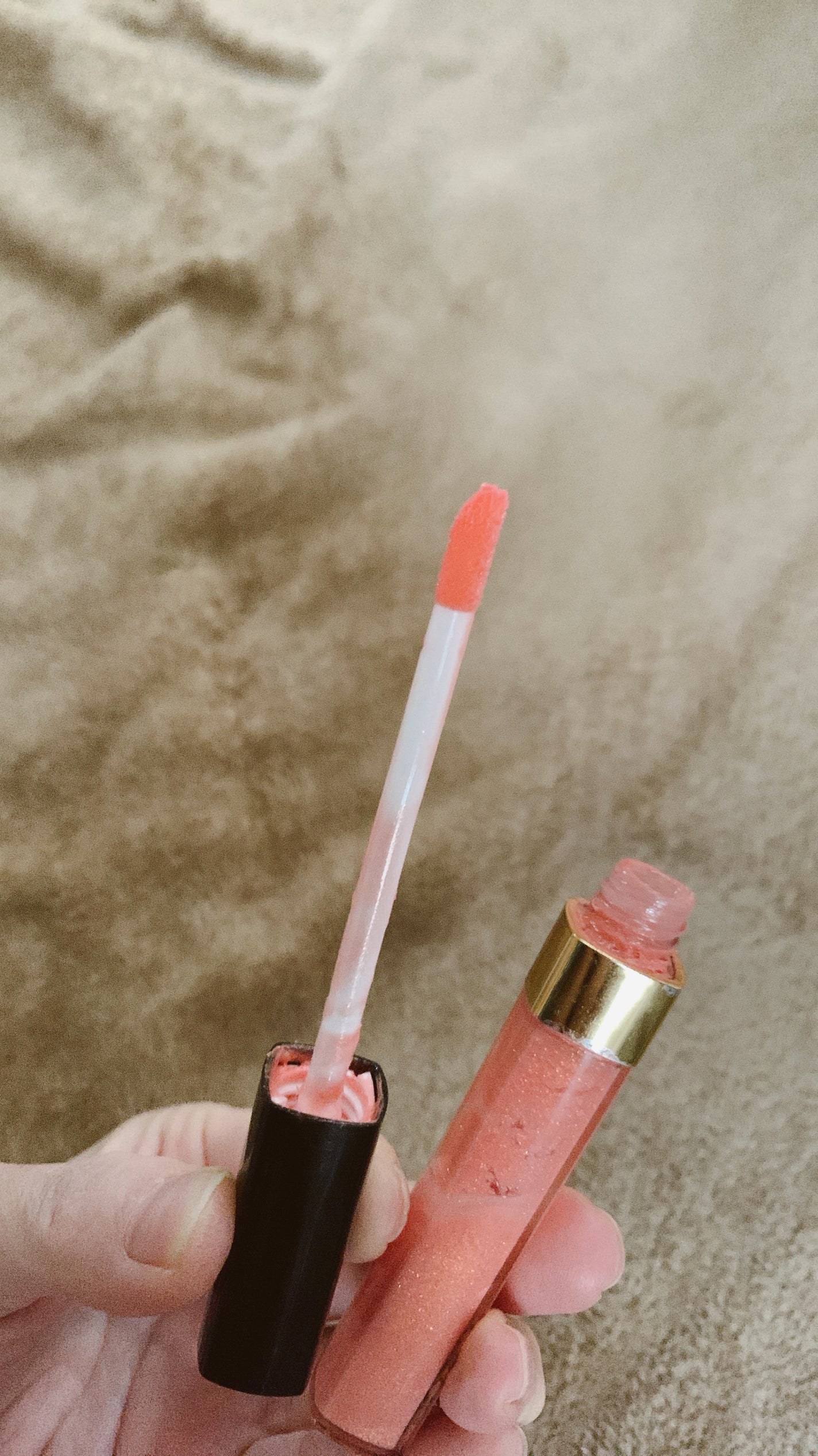 レーヴル サンティヤント/CHANEL/リップグロスを使ったクチコミ(3枚目)