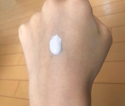 スキンアクア トーンアップUVエッセンス/スキンアクア/日焼け止めクリームを使ったクチコミ(4枚目)