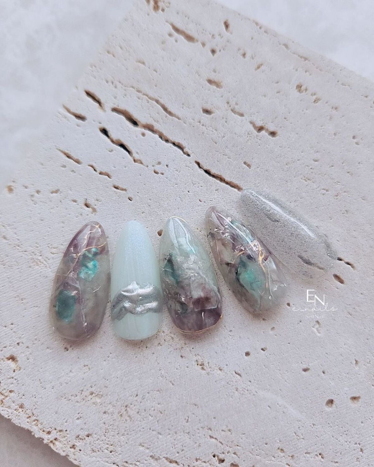 e_nails//フォロバ◎//ネイルとコスメ好きママ on LIPS 「こんにちは🤍@petit_price_yアンバサダー。えっちゃ..」(2枚目)