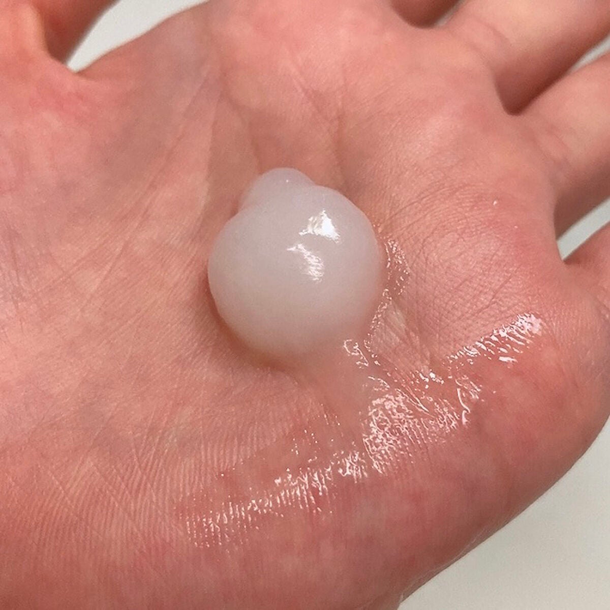 カームナイトリペアジェルヘアマスク/YOLU/ヘアマスク・ヘアパックを使ったクチコミ(4枚目)