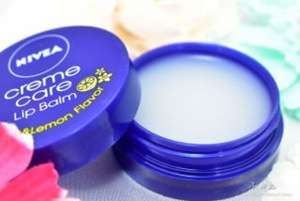 ニベア クリームケア リップバーム はちみつの香り/ニベア/リップケアを使ったクチコミ（3枚目）