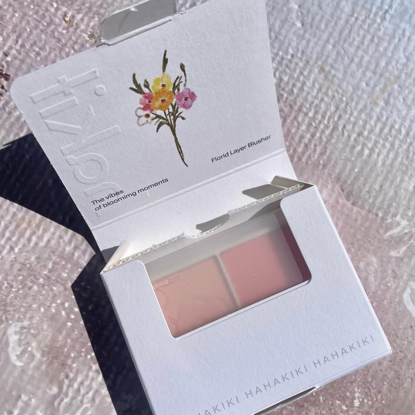 フロリッドレイヤーブラッシャー/HAKIT/パウダーチークを使ったクチコミ(2枚目)