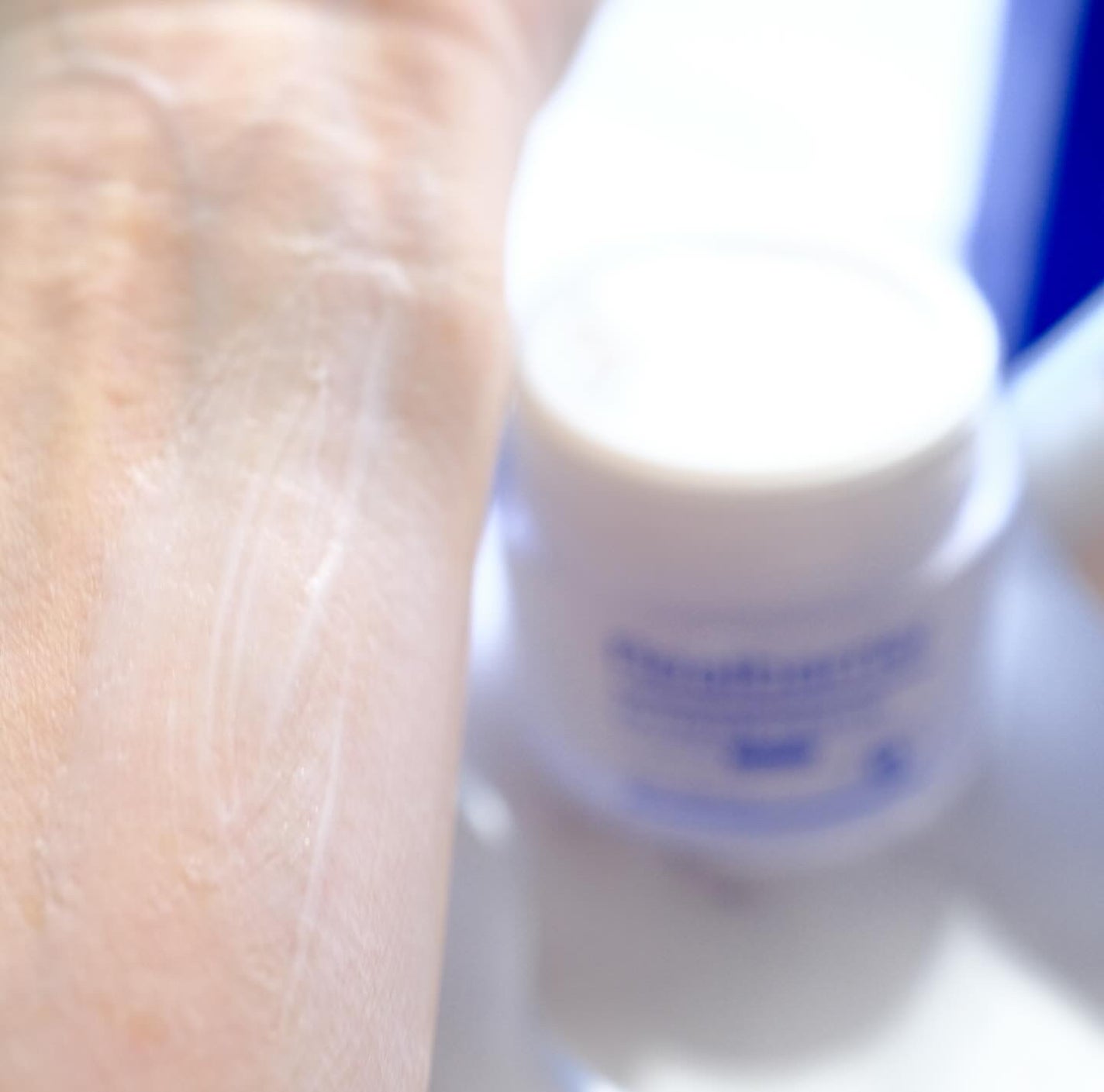 リアルバリア エクストリームクリーム オリジナル/Real Barrier/フェイスクリームを使ったクチコミ(5枚目)