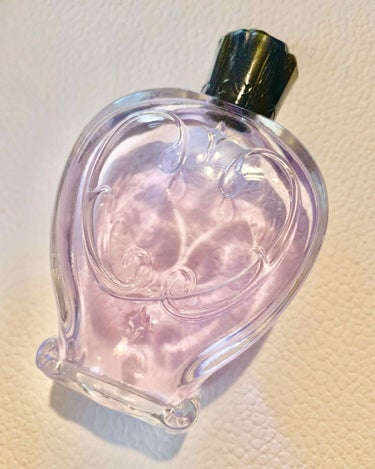 ANNA SUI ネイルカラー リムーバー N のクチコミ「アナスイ のネイルリムーバーです！✨

ラメも落ちやすいと書いてあったので
買ってみました！！.....」（1枚目）