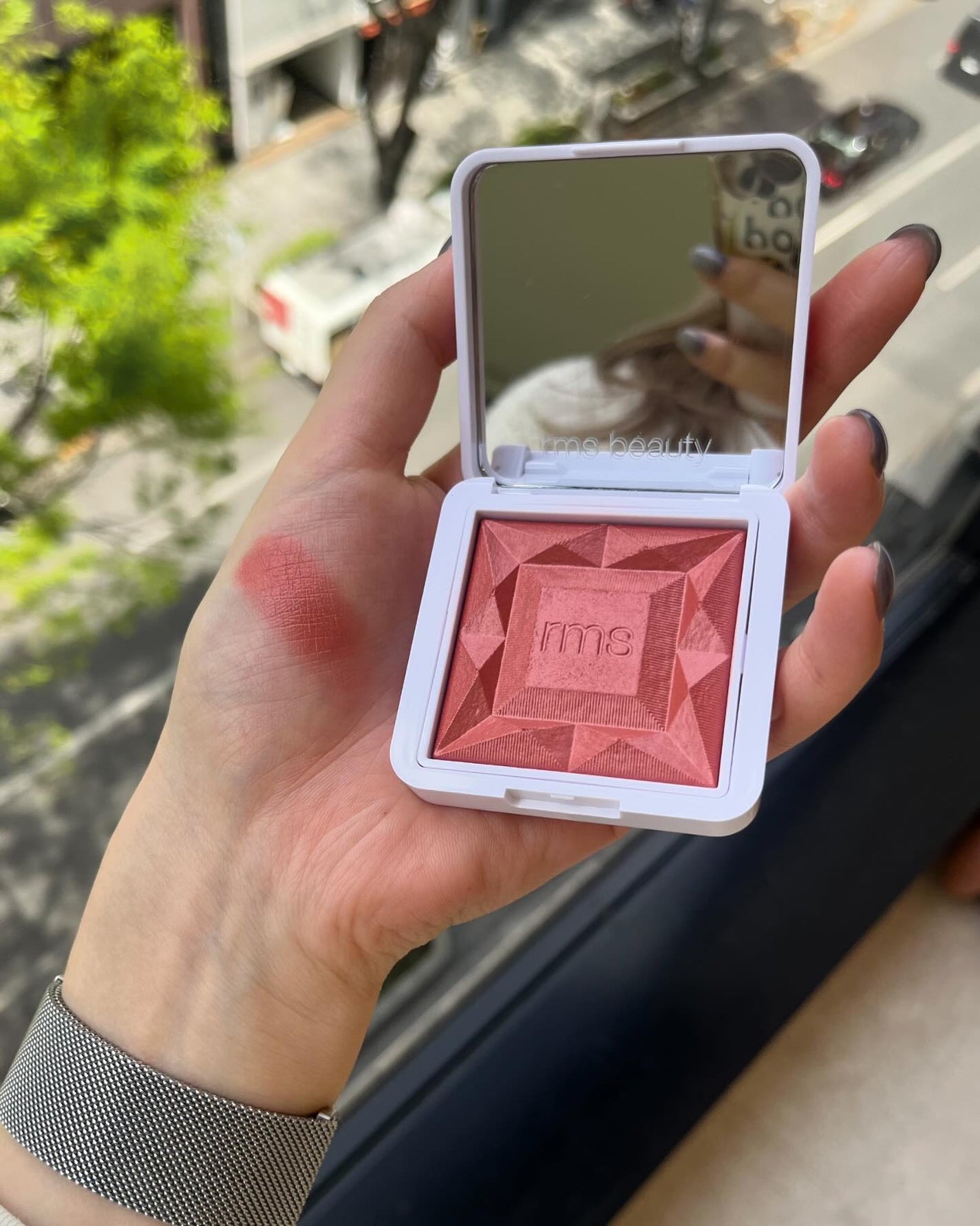 ハイドラパウダーブラッシュ/rms beauty/パウダーチークを使ったクチコミ(5枚目)